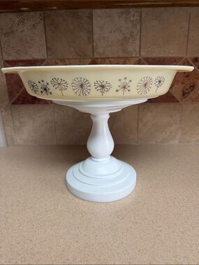Pyrex Dandelion Duet Divided Serving Dish 1958-59 1.5 Quart